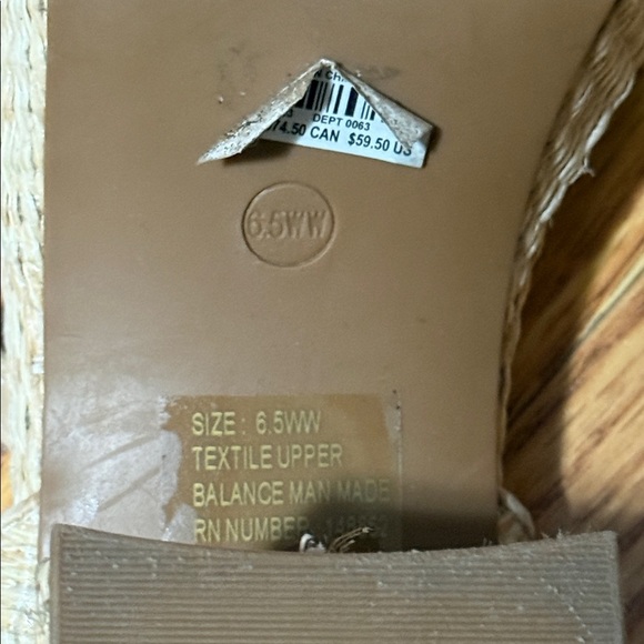 Torrid Raffia Wicker Cream Style Chunky Strappy Summer Heel Size 6.5 WW - Picture 4 of 4